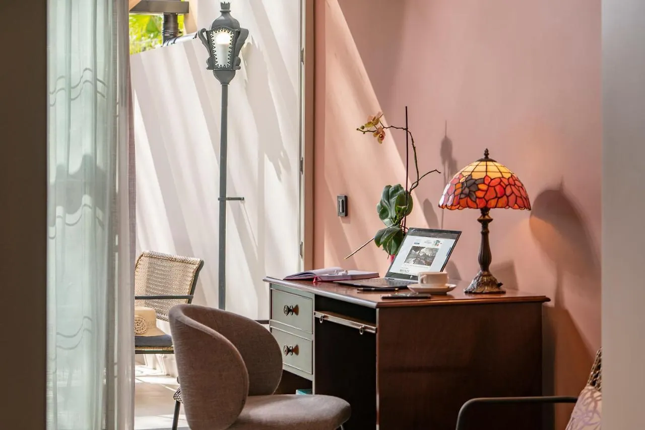 Madeira Gems Apartments Funchal  Portugalia