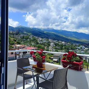 Vladimir Estate Privatunterkunft Gjirokastër